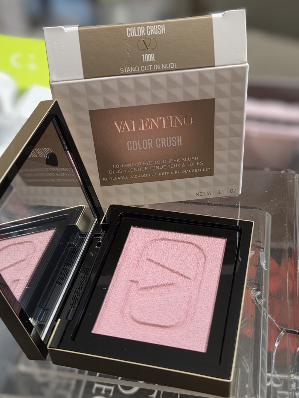 Valentino Color Crush Blush in Stand Out in Nude 100R (Refillable Case)